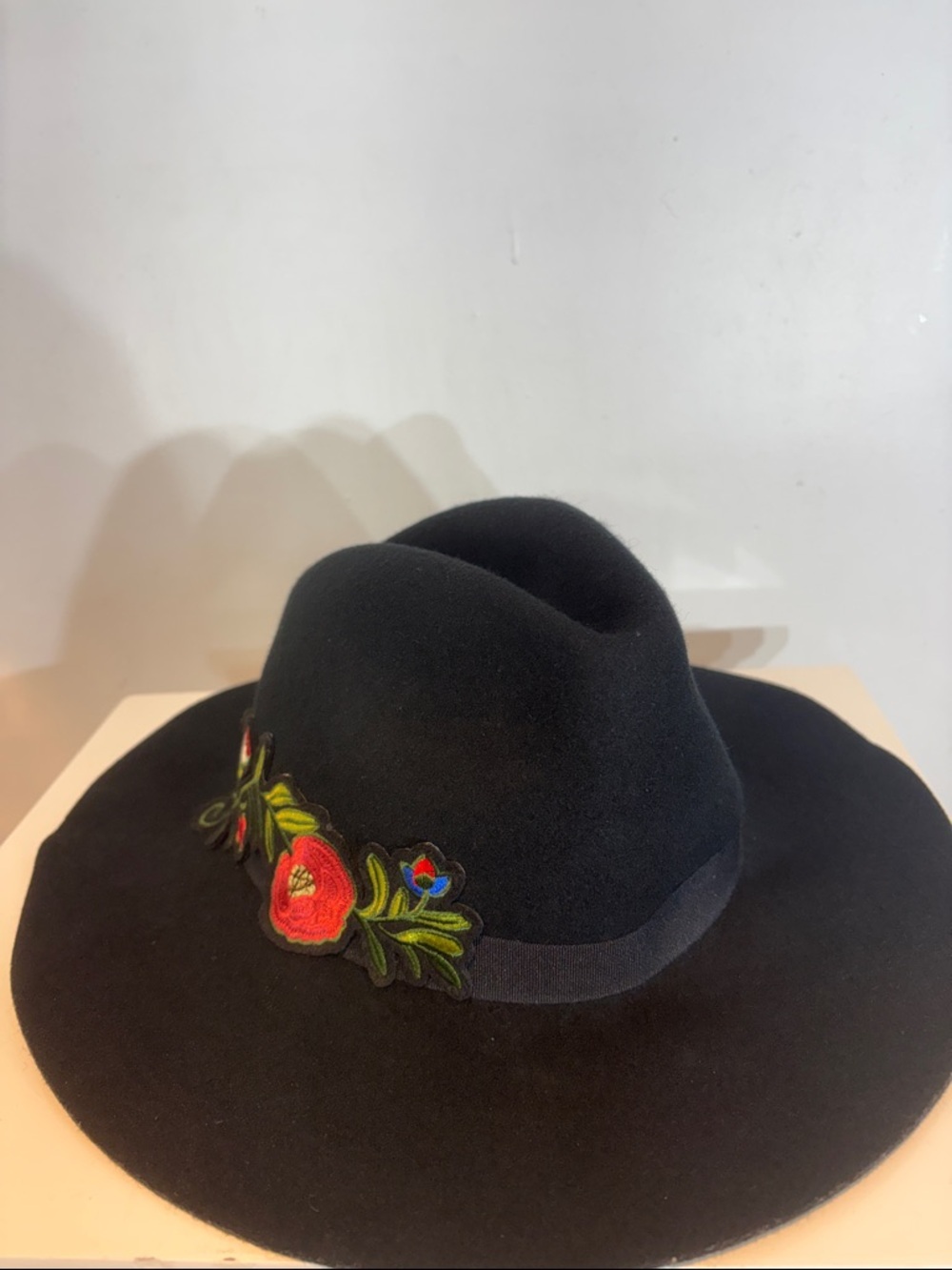 Adrienne Vittadini Black Wool Fedora Hat Embroidered Floral Boho Wide Brim - Picture 9 of 11